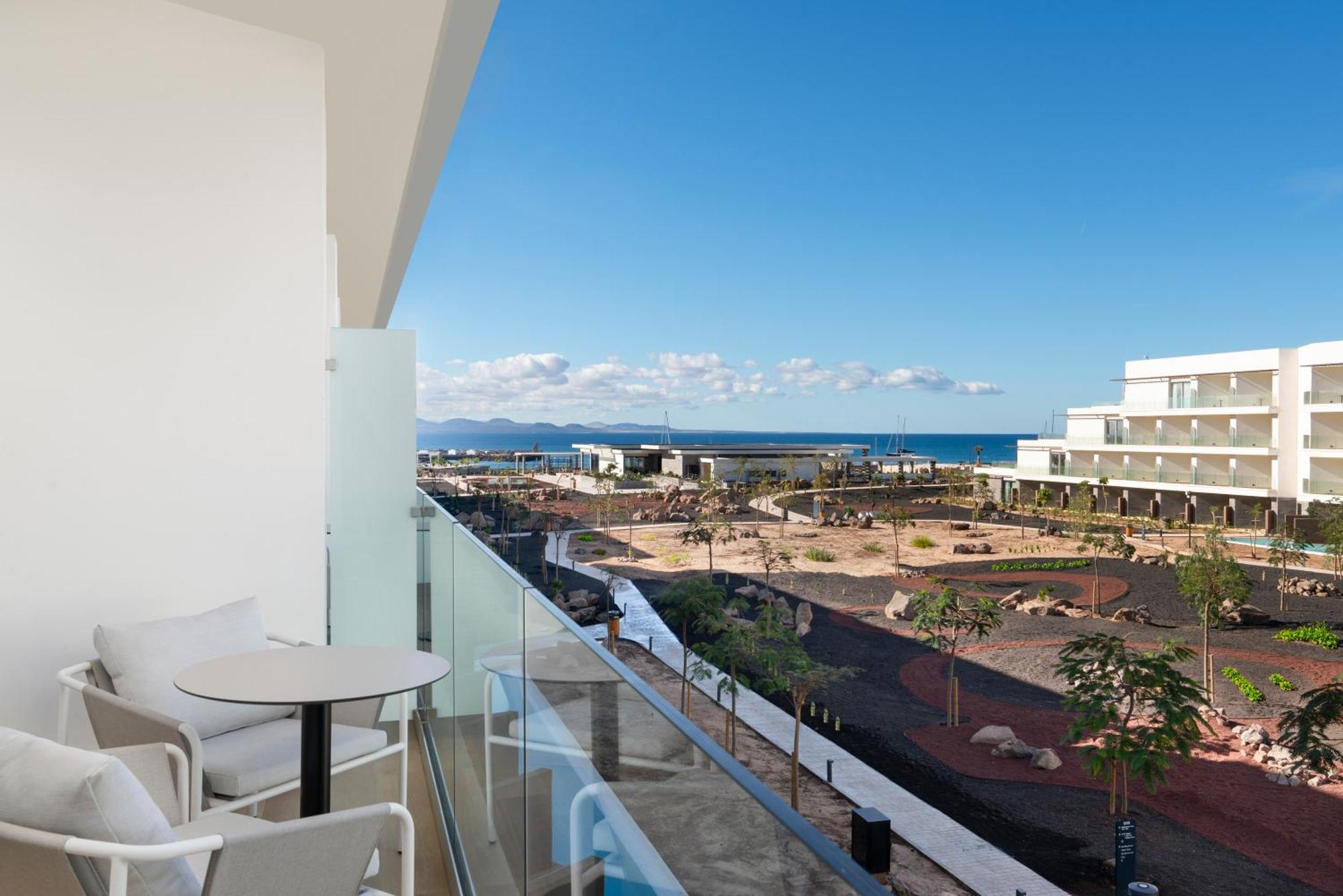 Barcelo Playa Blanca Hotel Bagian luar foto