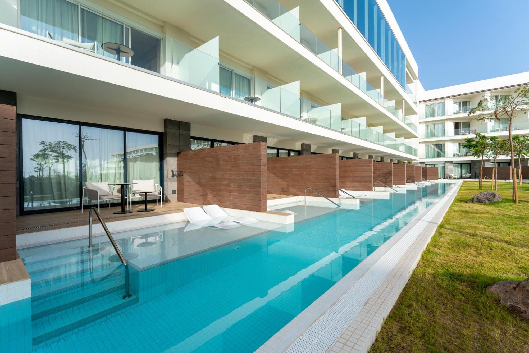 Barcelo Playa Blanca Hotel Bagian luar foto